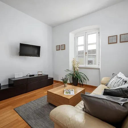 App Peschiera Appartement
