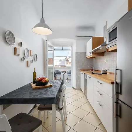 App Peschiera Apartment Porec